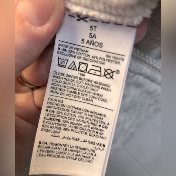 Old Navy zip up hooded sweatshirt, gray/pink, 5T (2 available) - Picture 4 of 5